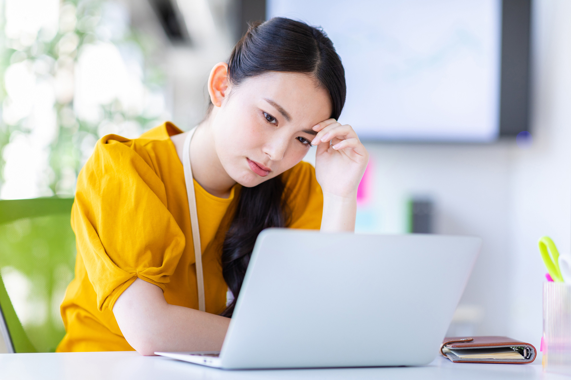 写真：女性のイメージ